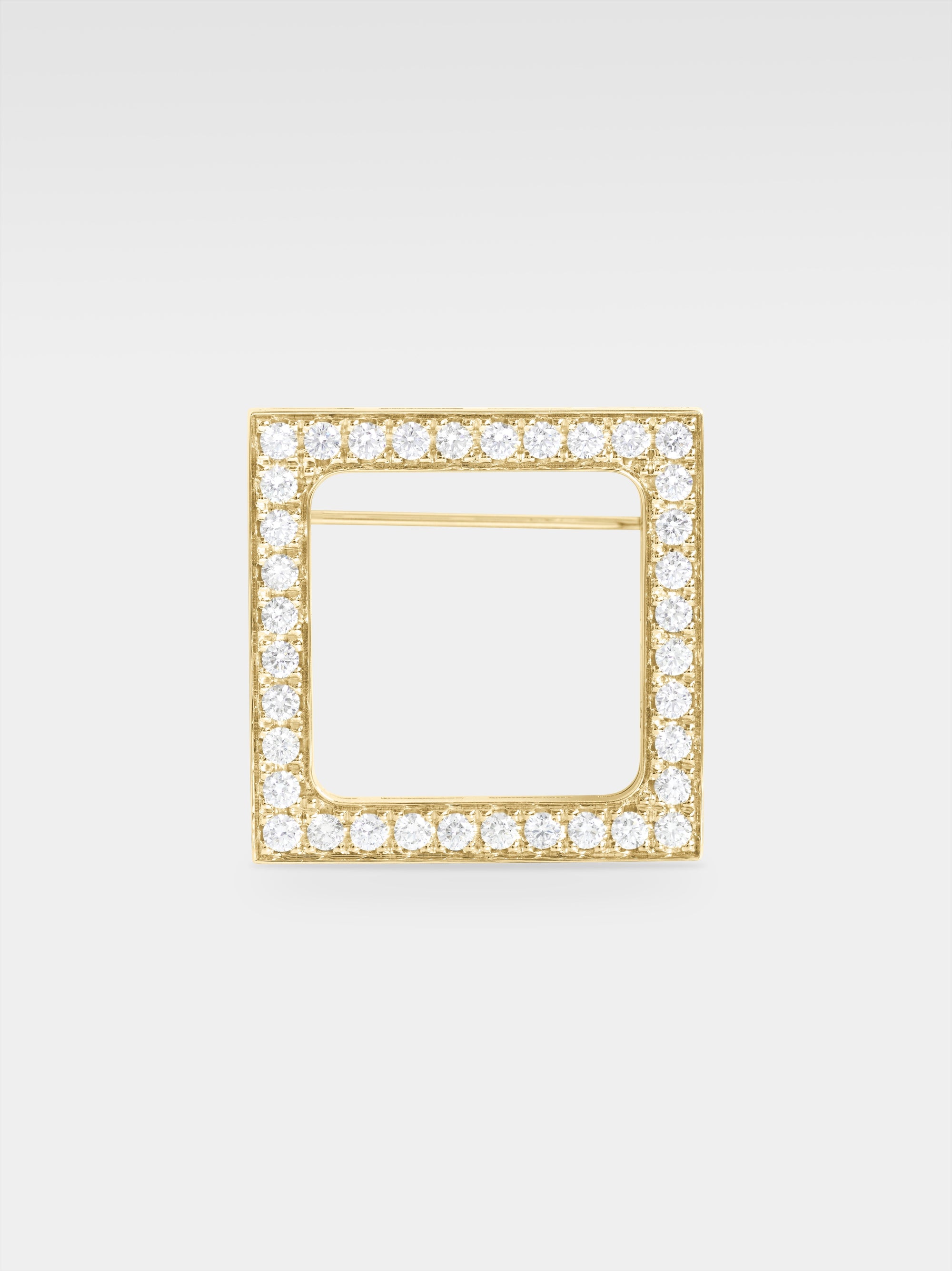 Iulia Brooch