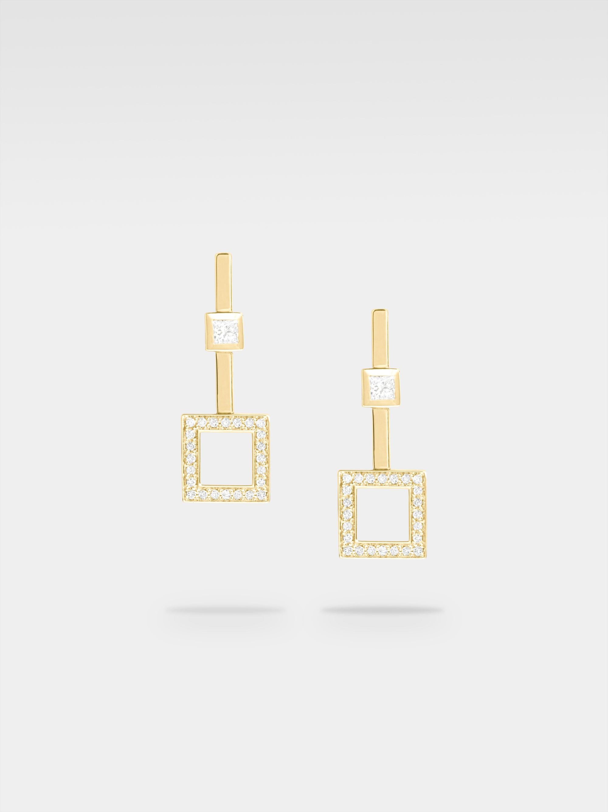 Iuno Earrings