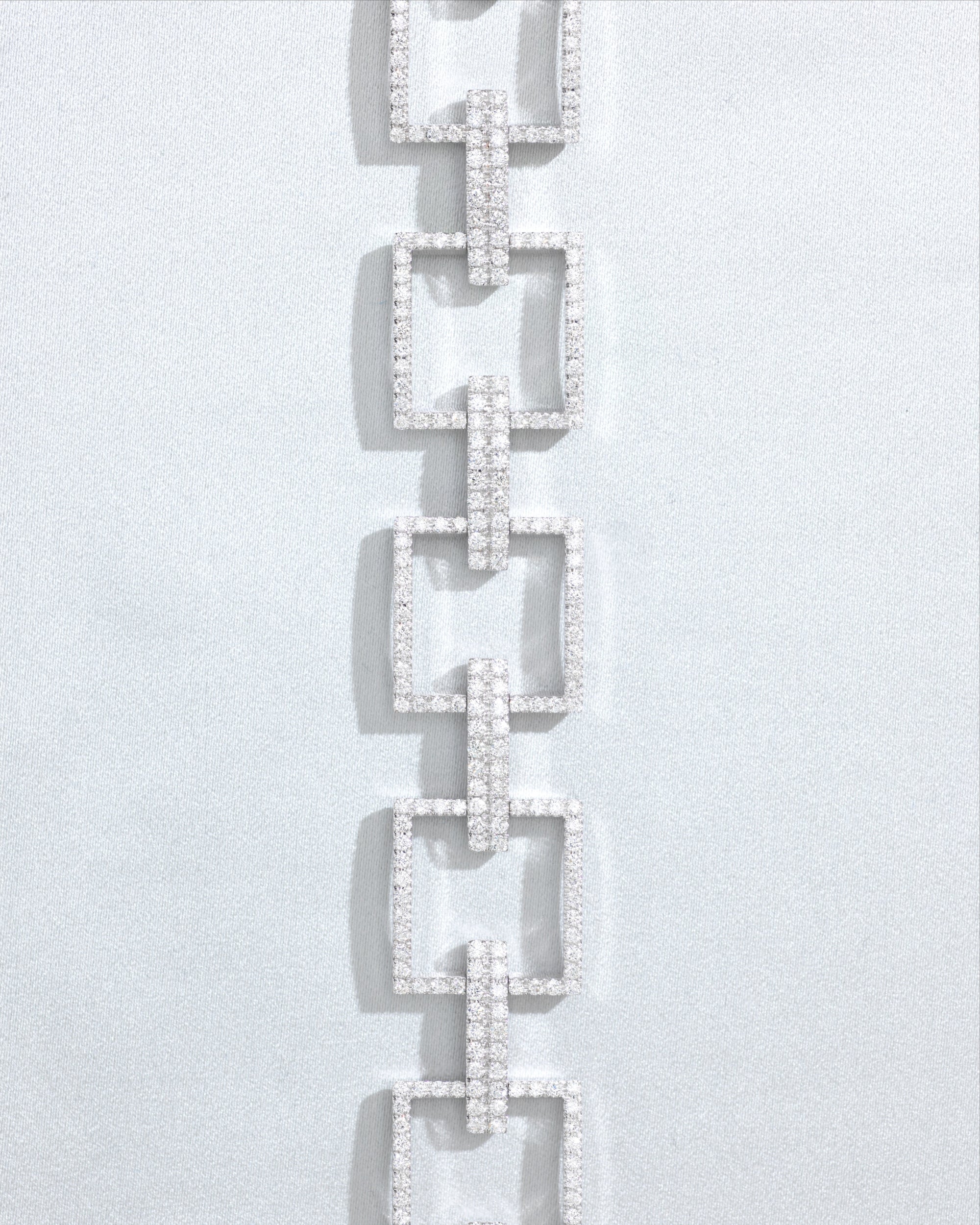 THE LAVINIA BRACELET