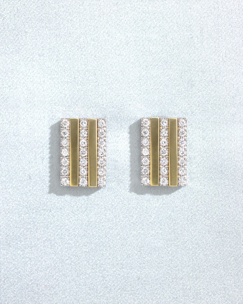 THE TRIGLYPH EARRINGS