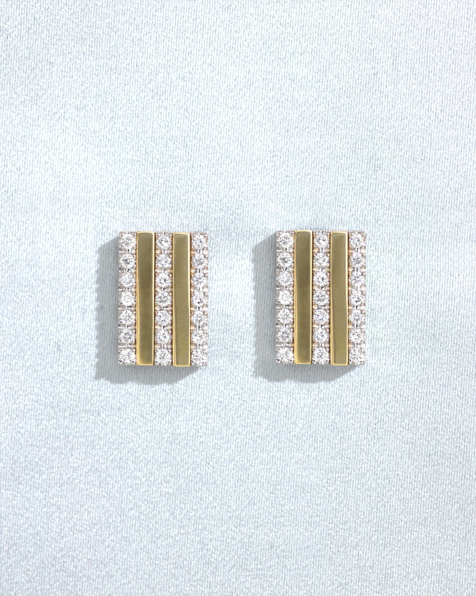 THE TRIGLYPH EARRINGS