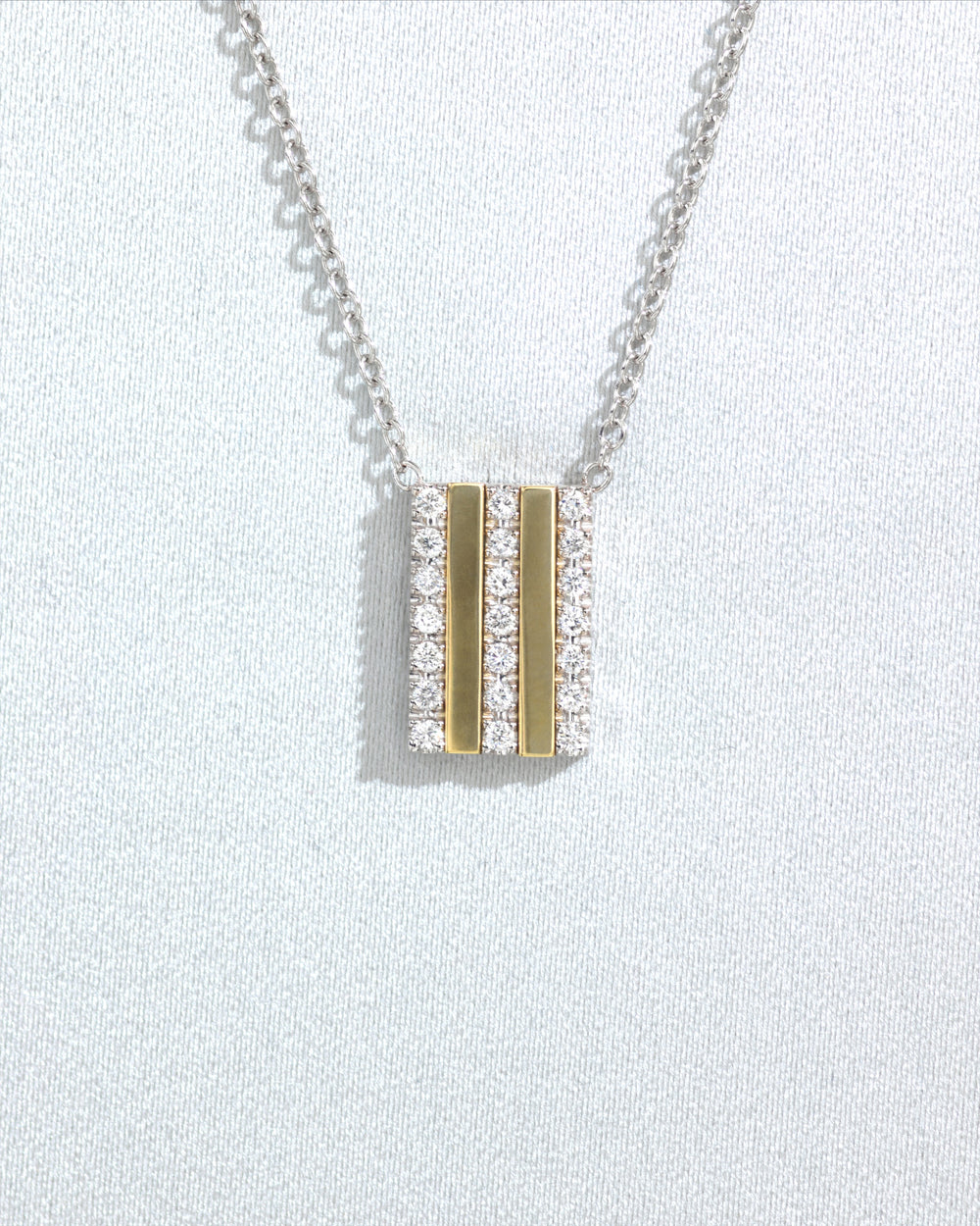 THE TRIGLYPH PENDANT